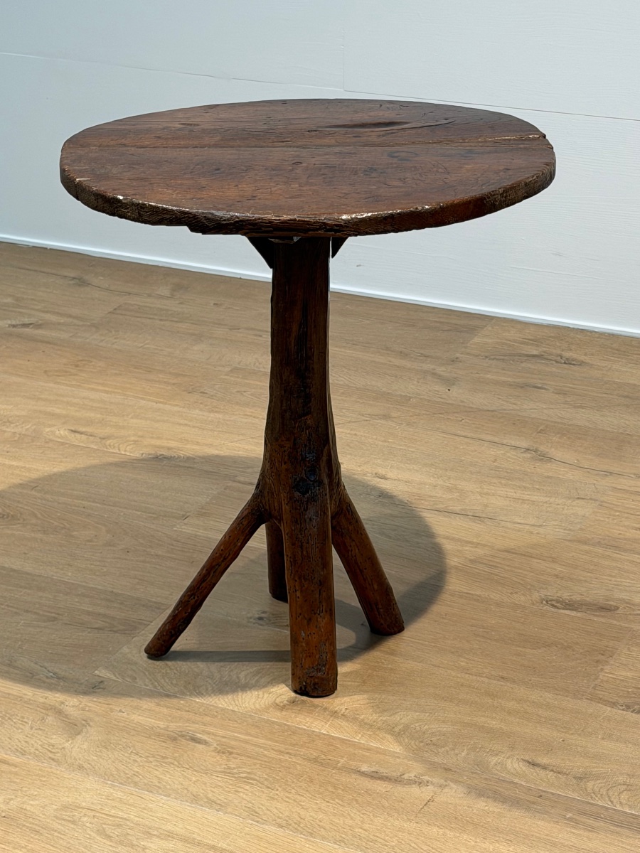 Primitive Table-photo-2