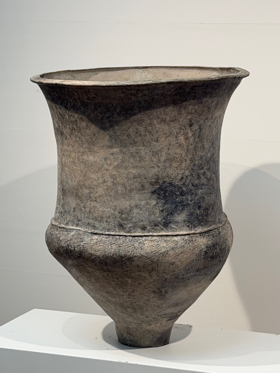 Antique Urn -photo-5