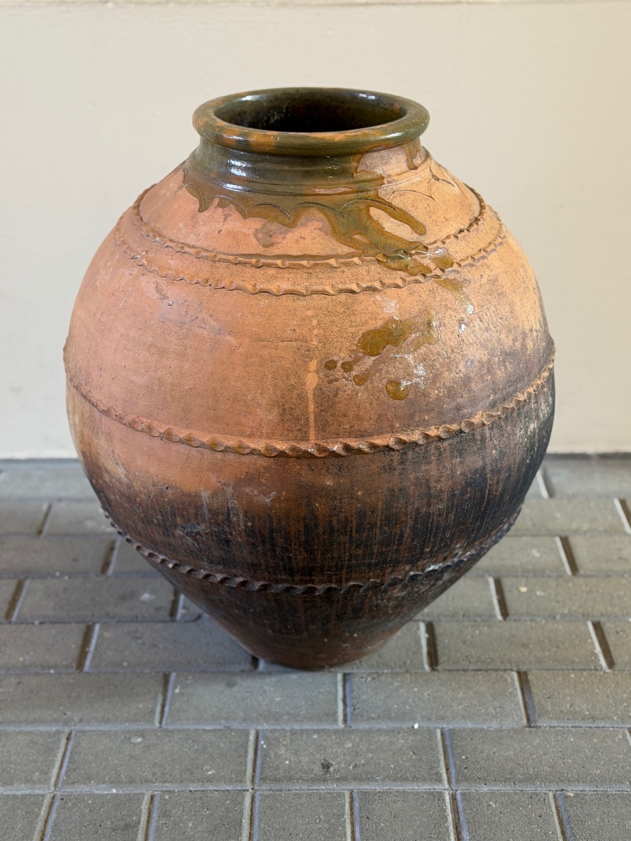 Large Terracotta Jar-photo-4