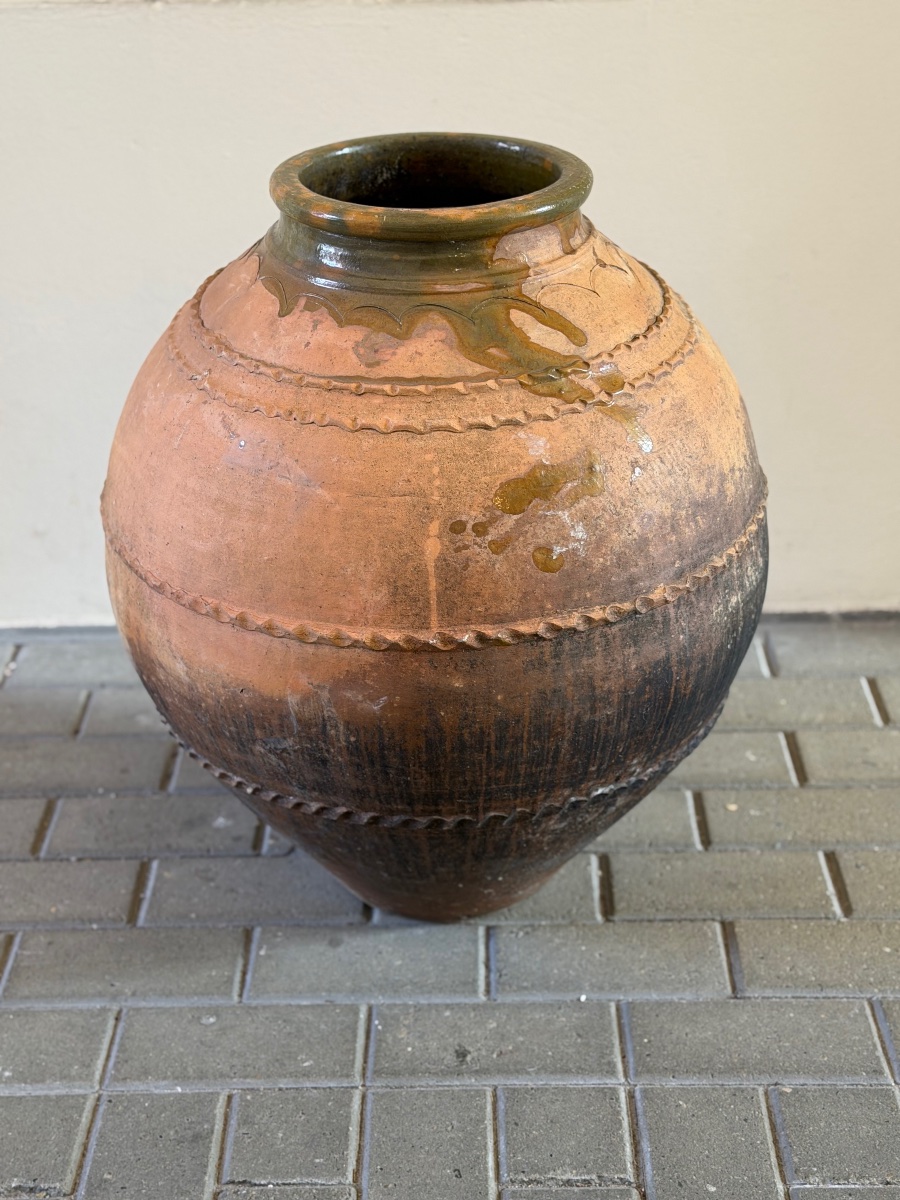 Large Terracotta Jar-photo-1