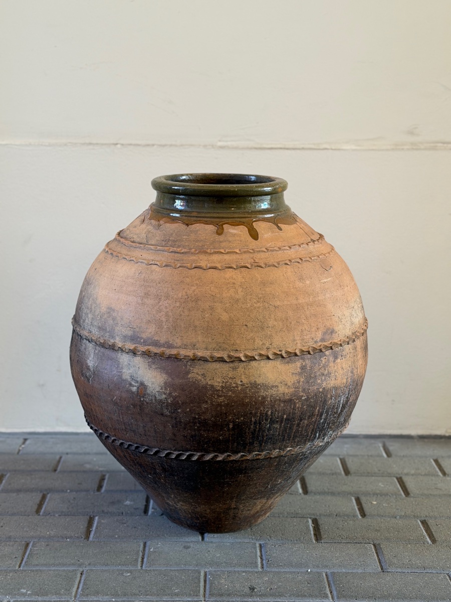 Large Terracotta Jar-photo-5