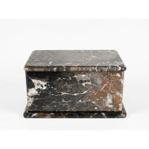 Marble Soccle