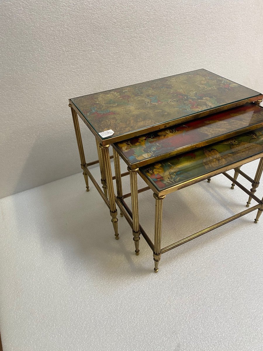 1950′ Series Of 3 Nesting Tables With Mongol Warrior Paintings Maison Baguès In Gilt Bronze,-photo-6