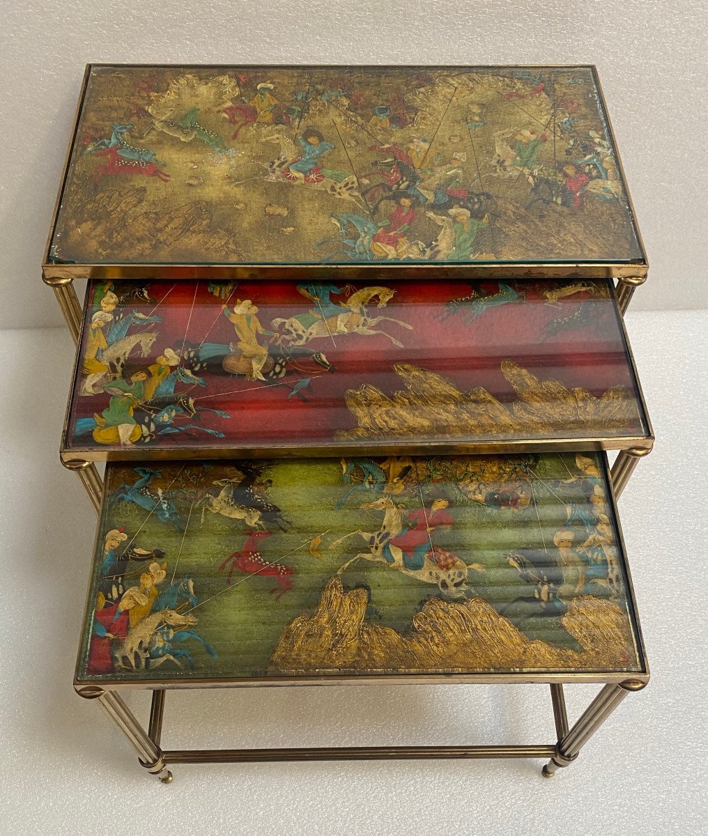 1950′ Series Of 3 Nesting Tables With Mongol Warrior Paintings Maison Baguès In Gilt Bronze,