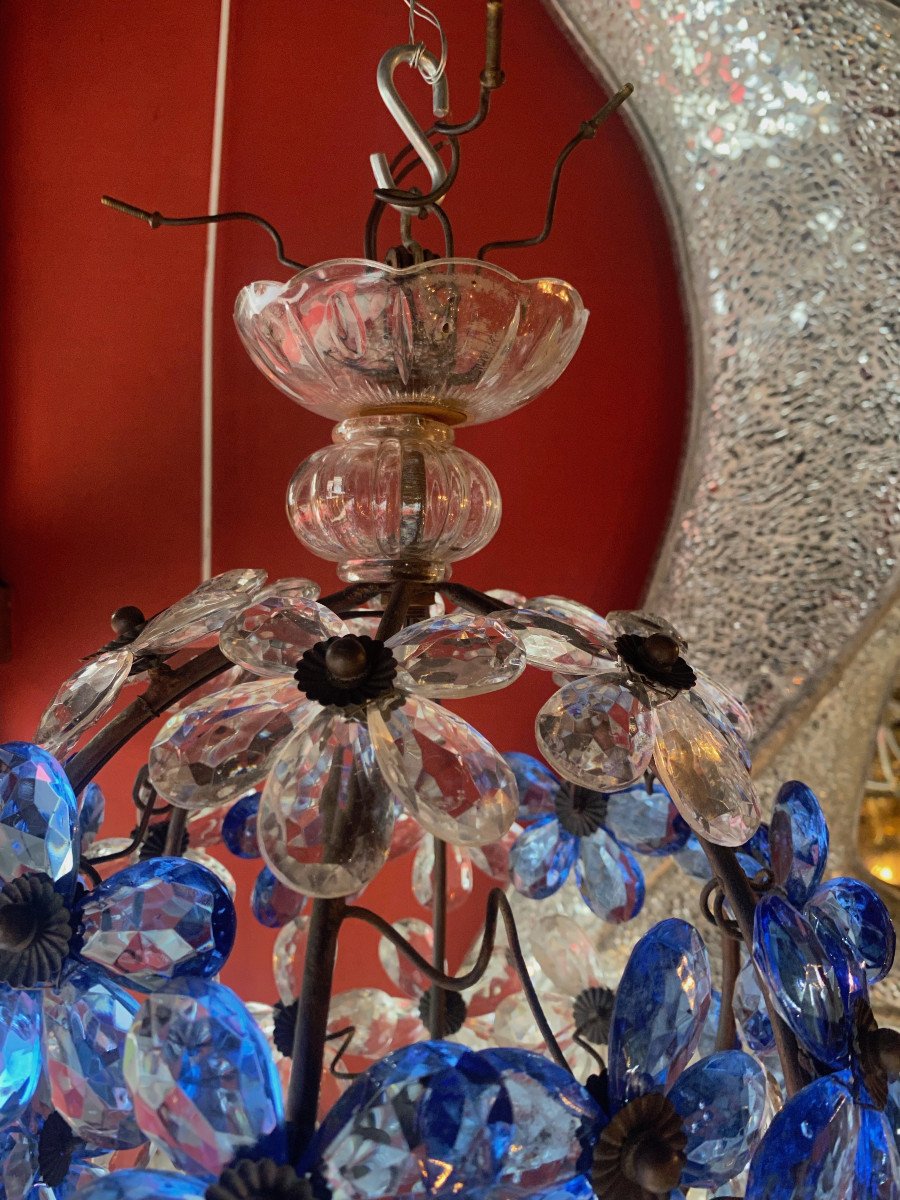 1970′ Lustre  à Décor De Fleurs Et Feuilles En Métal Doré Et Verre Coloré Bleu Maison Bagués-photo-1