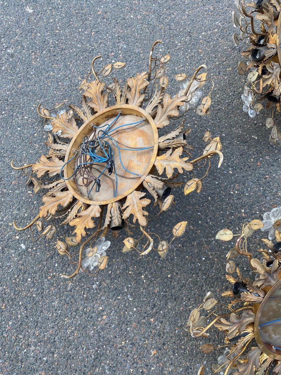 1970′ Suite De 3 Plafonniers Ou Appliques à Décor De Fleurs Et Feuilles En Métal Doré Et Verre -photo-4