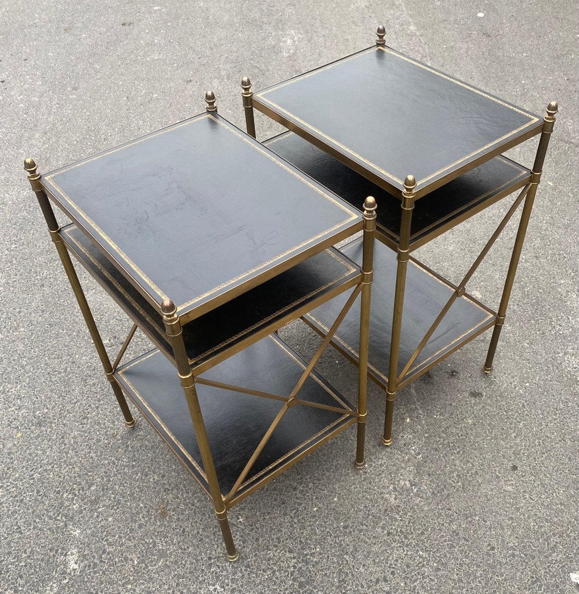 1950/70′ Pair Of 3-tier Brass Shelves Leather Maison Baguès With Crossbars 32 X40 Xh 63-photo-2