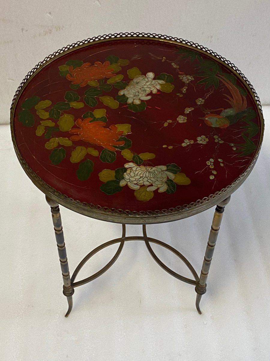 1950/70′ Bronze Coffee Table With Bamboo Decor, Red Chinese Lacquer Top, Maison Baguès Style, ø 40-photo-3