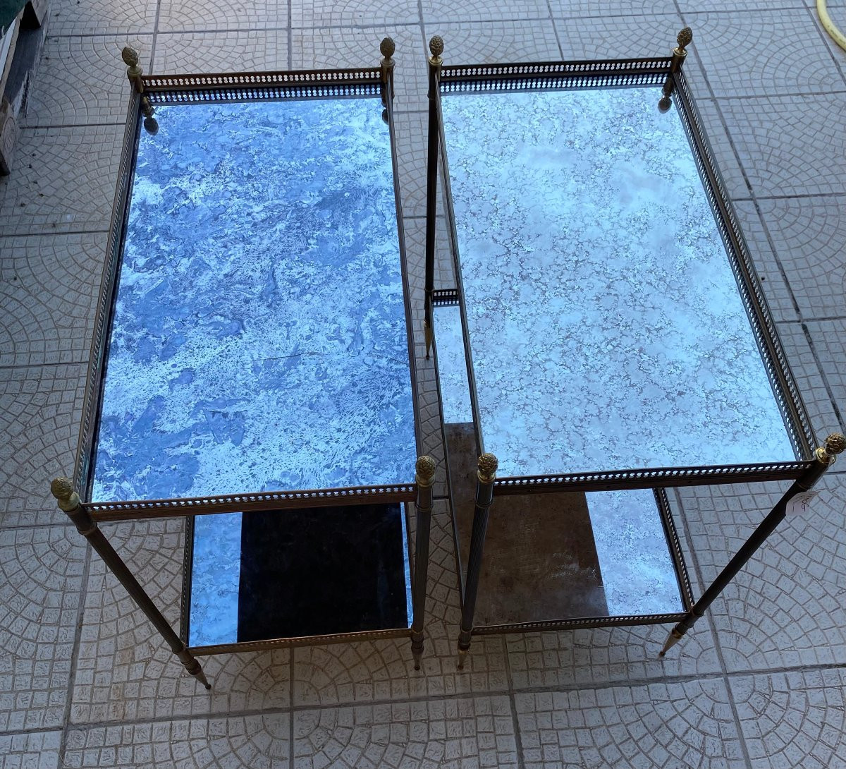 1950/70′ Pair Of Maison Baguès Shelves 62 X 34 Cm H 68 Cm Aged Oxidized Mirror Trays-photo-1