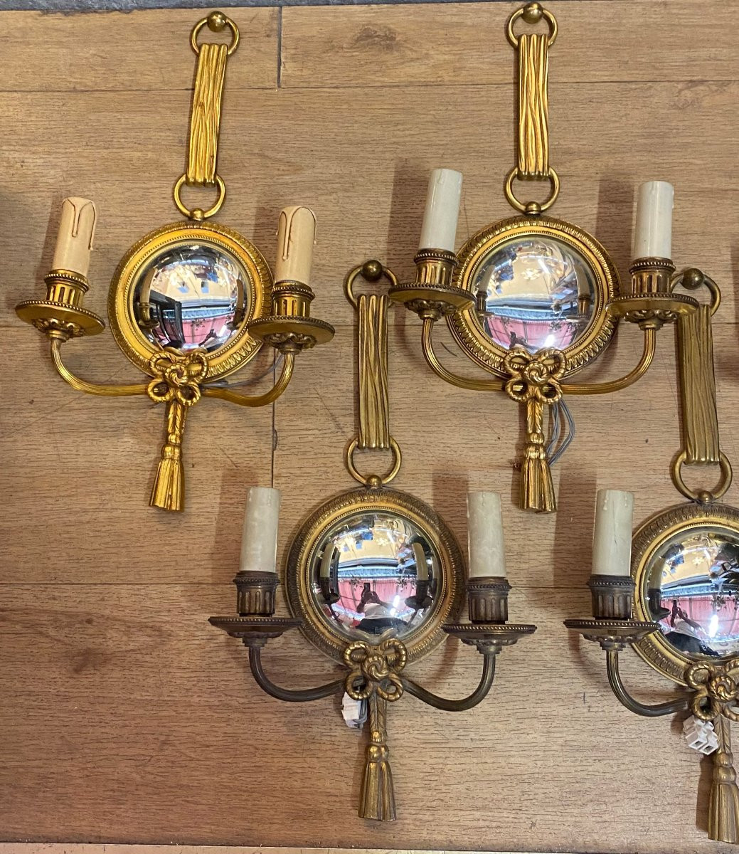 1950/70′ Series Of 5 Gilt Bronze Wall Lights With Convex Mirror Signed Petitot-photo-2