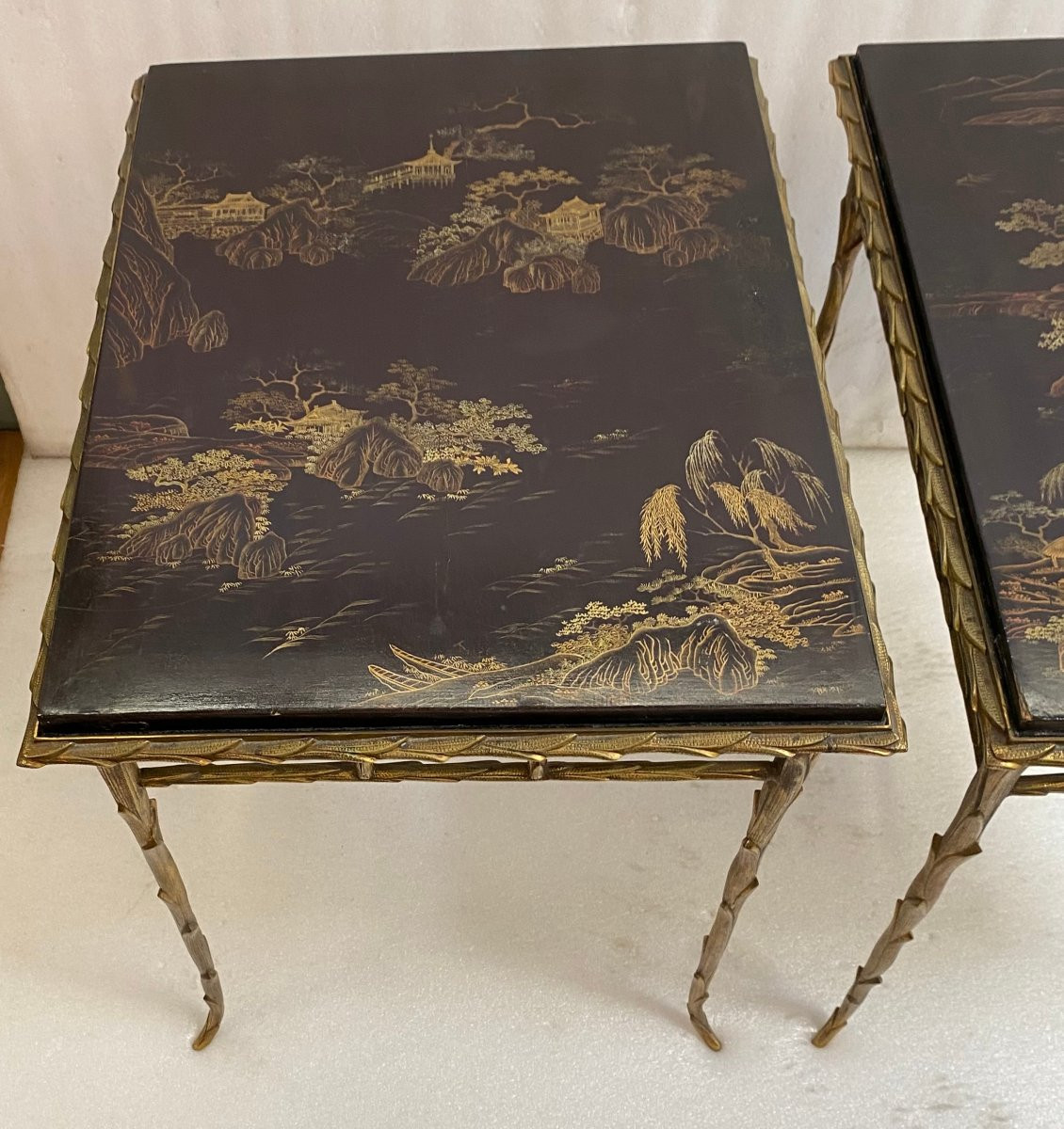 1970′ Paire De Bouts De Canapé Decor Laque De Chine Recto Verso Bronze Modèle Palmier Charles -photo-3