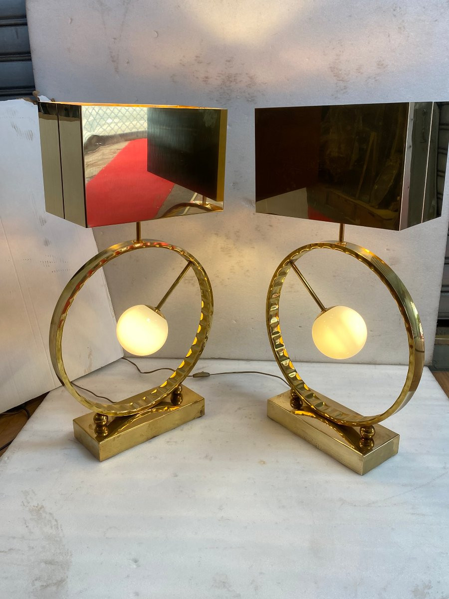 1980′ Paire De Lampes Design En Laiton Et Opaline H 88 cm Ø 48 cm-photo-1