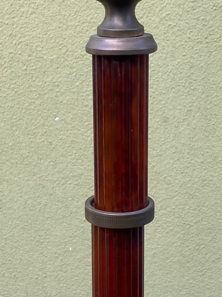 1970′ Neoclassical Floor Lamp In Bronze And Amber Bakelite Maison Jansen H 170 Cm-photo-3