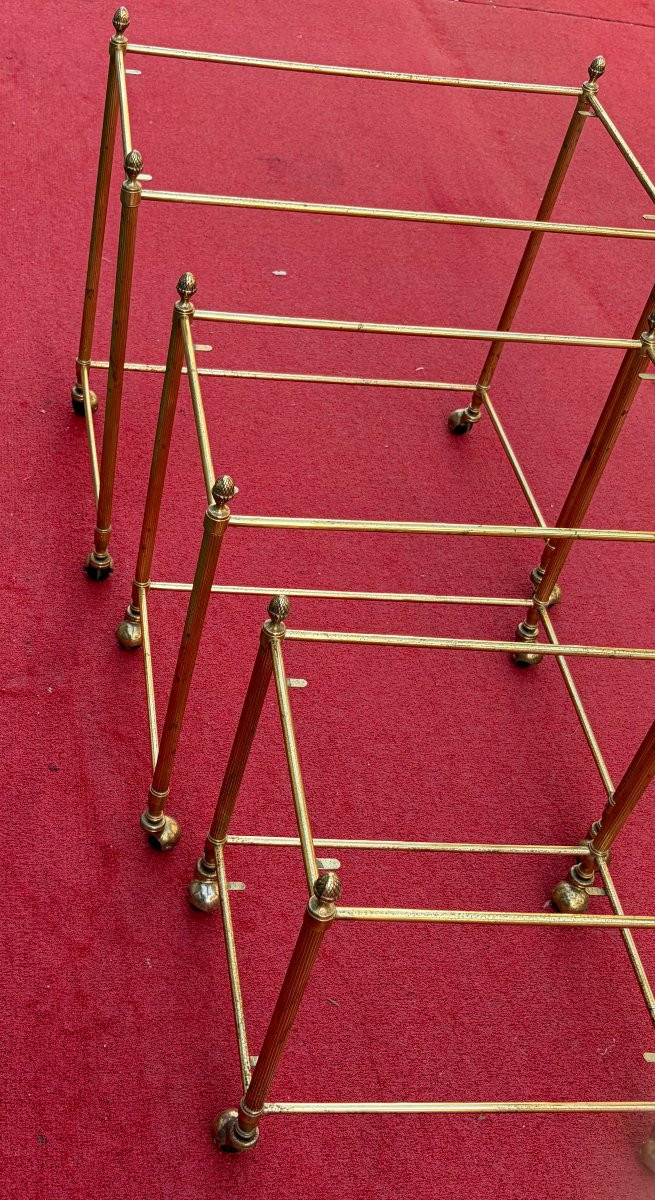 1970s Set Of 3 Rolling Nesting Tables In Gilt Bronze With Removable Toppers-photo-1