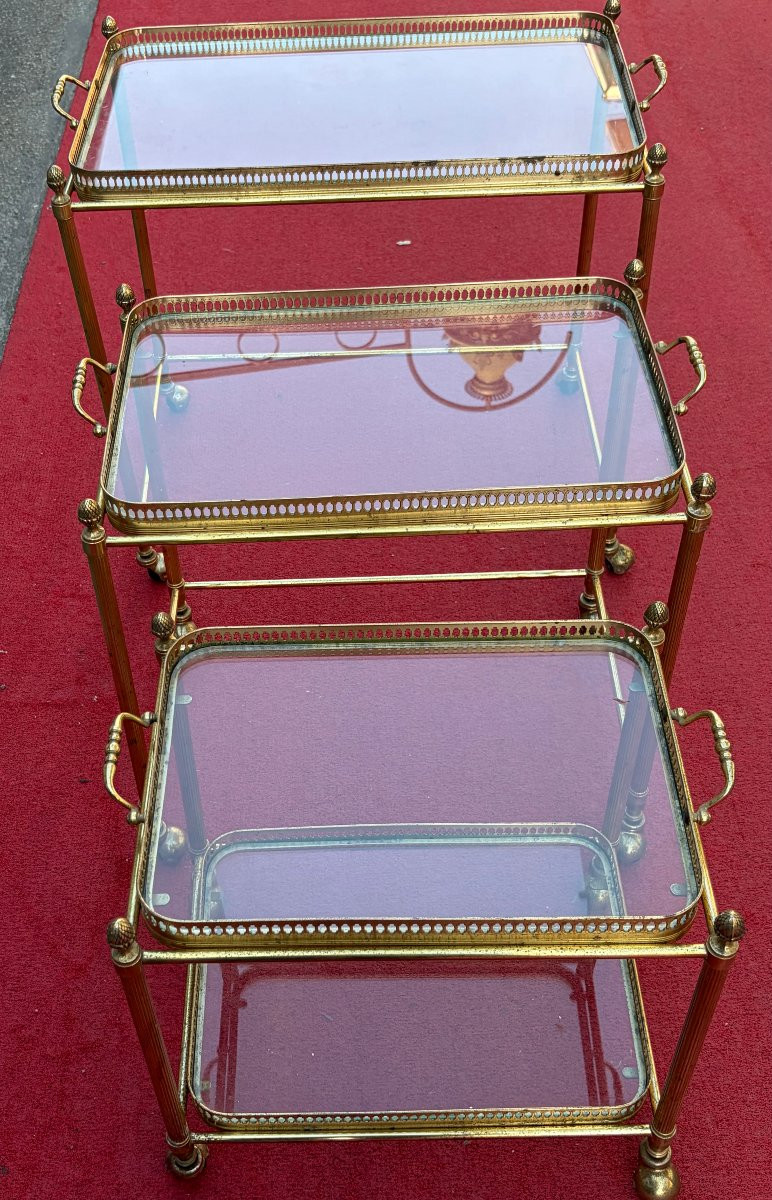 1970s Set Of 3 Rolling Nesting Tables In Gilt Bronze With Removable Toppers-photo-4