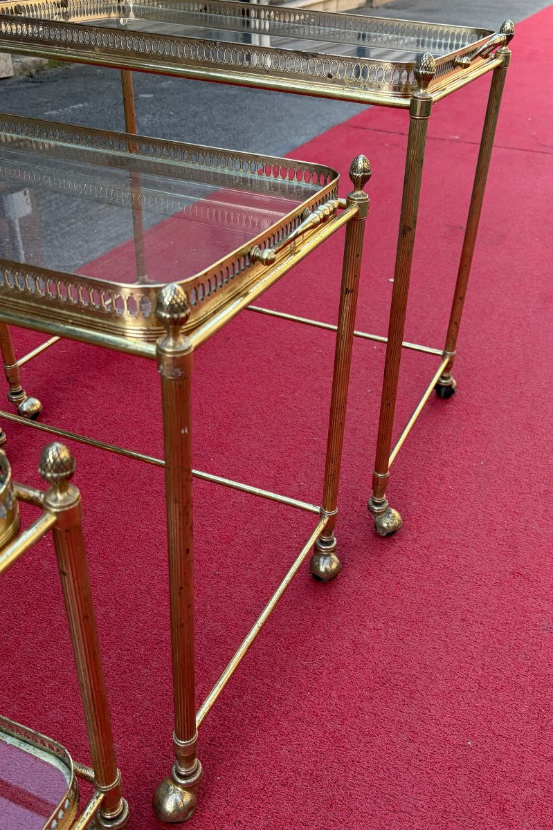 1970s Set Of 3 Rolling Nesting Tables In Gilt Bronze With Removable Toppers-photo-7