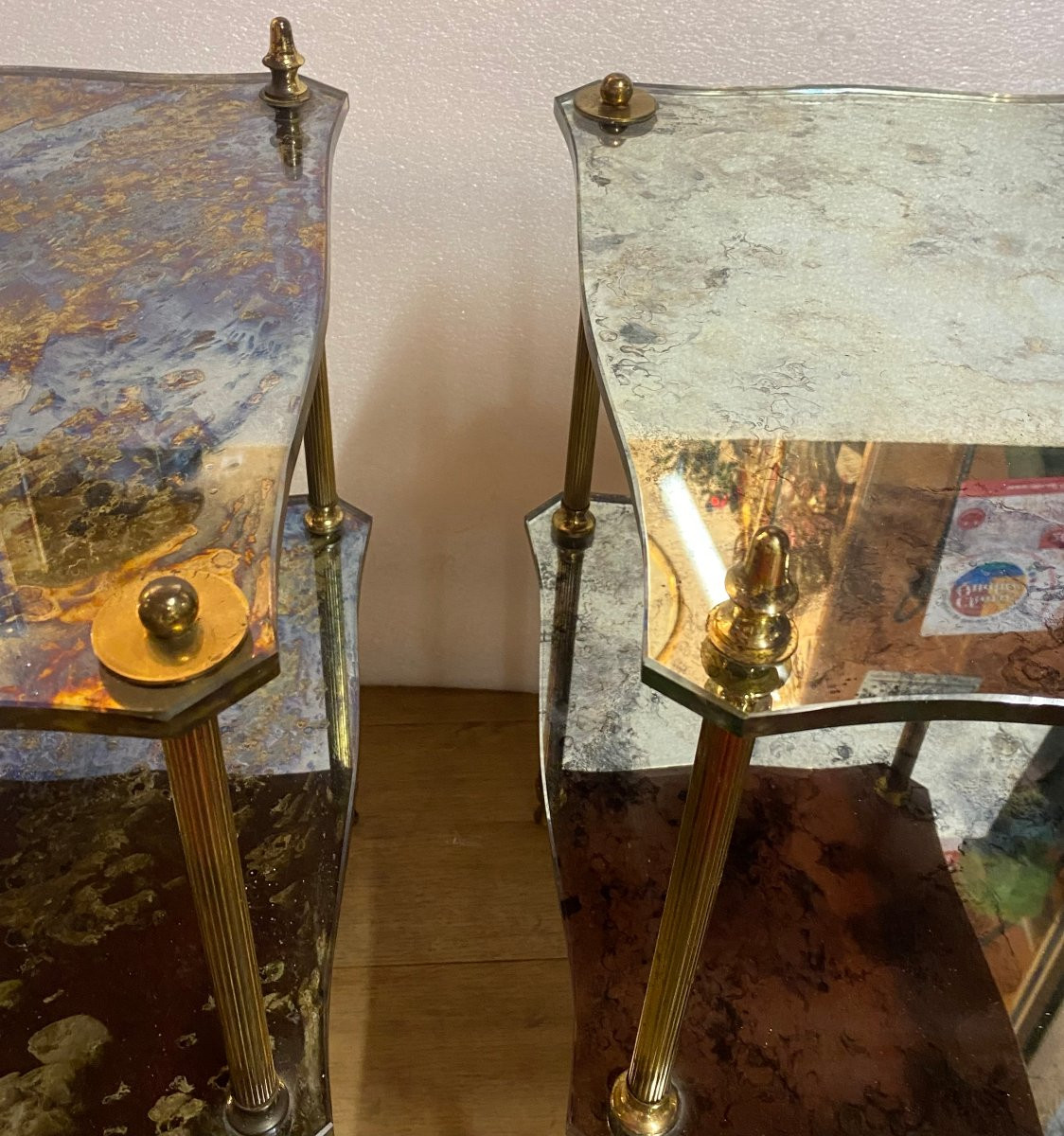 1970′ Paire Bouts  Canapés Maison Jansen Forme Arbaléte Plateaux Miroirs Vieillis 40 x32 x H 61-photo-4