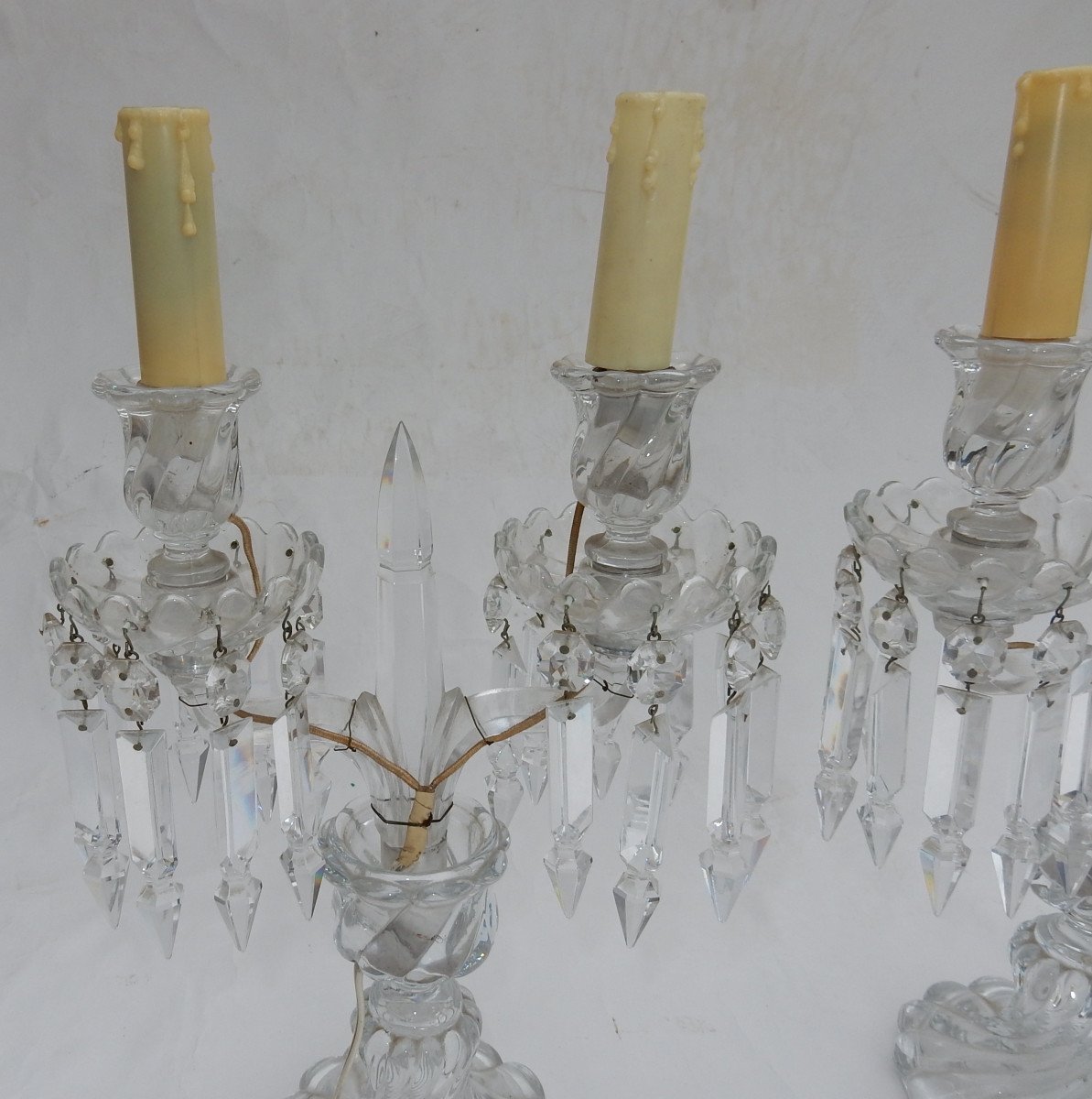 1950 ′ Pair Of Electrified Baccarat Candlesticks Tors Model, Signed Baccarat Stamp-photo-2