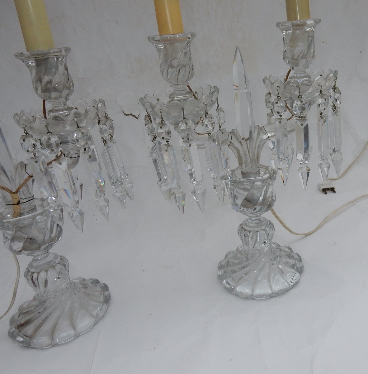 1950 ′ Pair Of Electrified Baccarat Candlesticks Tors Model, Signed Baccarat Stamp-photo-4