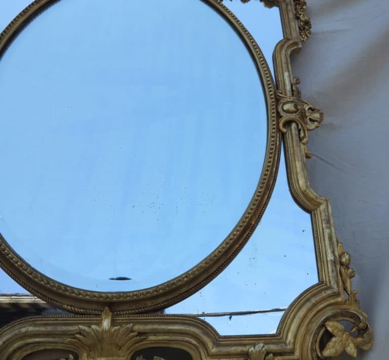 Miroir Napoléon III à Pare-closes Et Médaillon Central Ovale Biseauté, Aux Anges, Bois Et Stuc -photo-3
