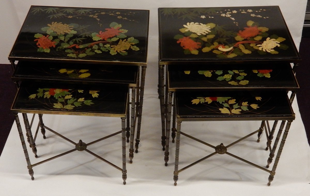 1970' Paire De Séries De 3 Tables Gigognes Style Maison Baguès Décor Bambou En Bronze Doré