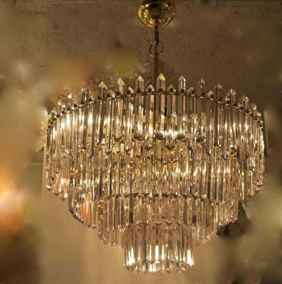 1970 ′ Chandelier 180 Crystals 17 Bulbs Height 94 X Diameter 64 Cm