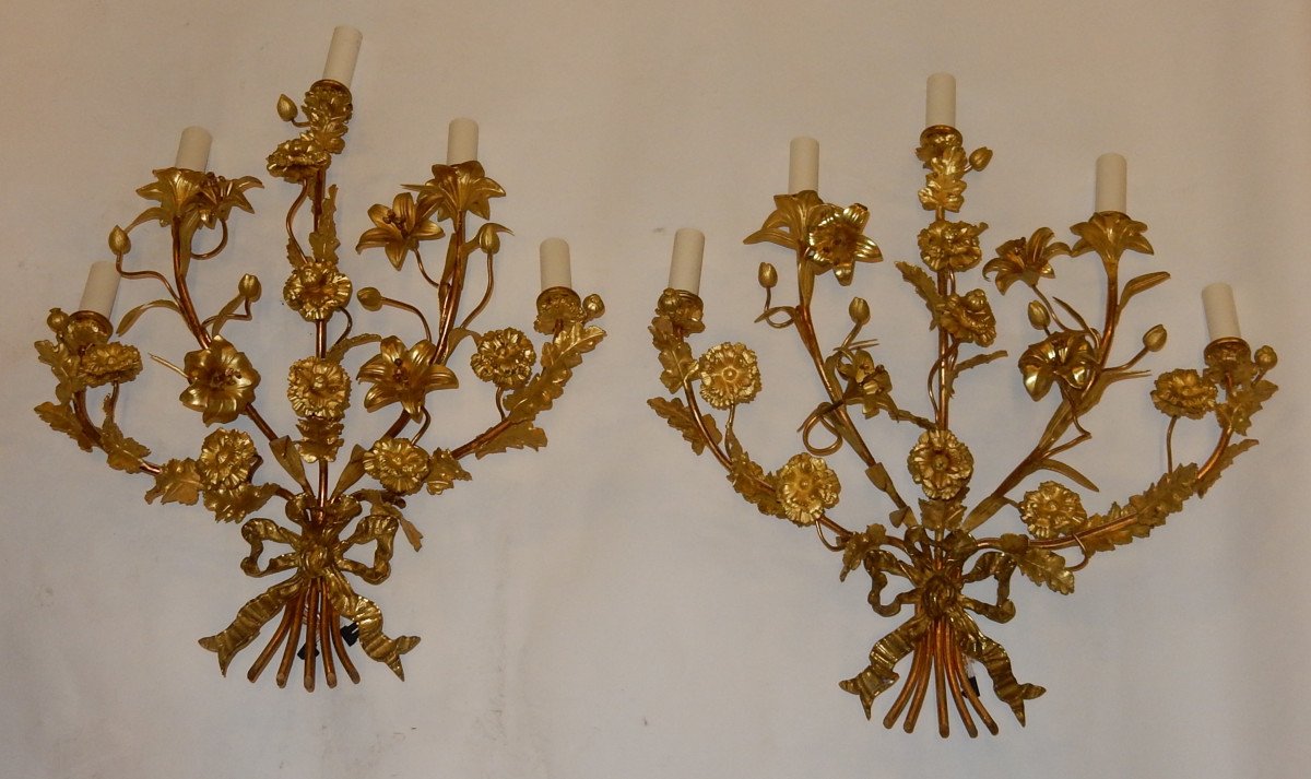 1880′ Paire D’appliques En Bronze Doré à Décor Floral 5 Bras De Lumière