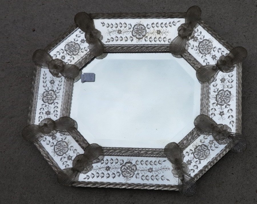 Murano Octagonal Mirror With Parecloses