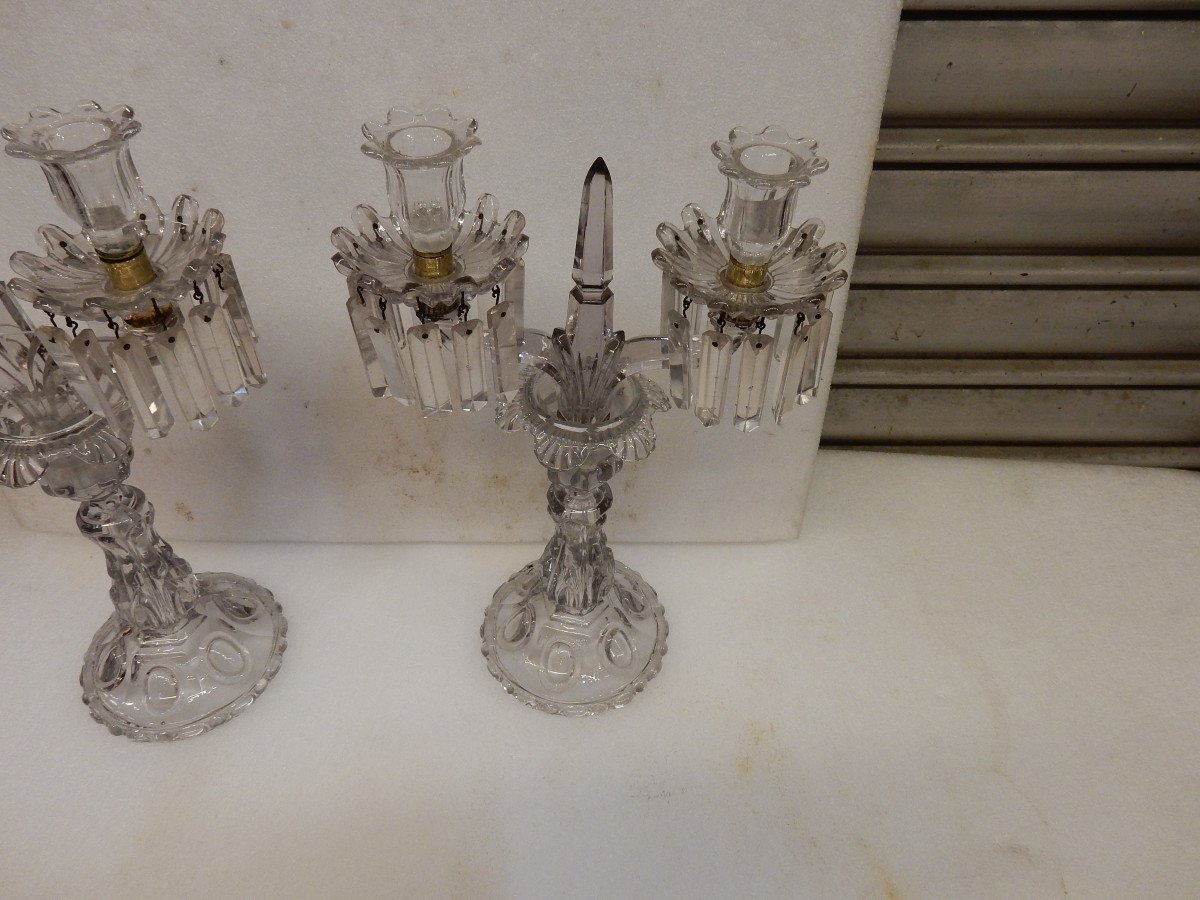 1880′ Paire De Chandeliers Baccarat Cristal Teinté Socles Bosses Rondes-photo-1