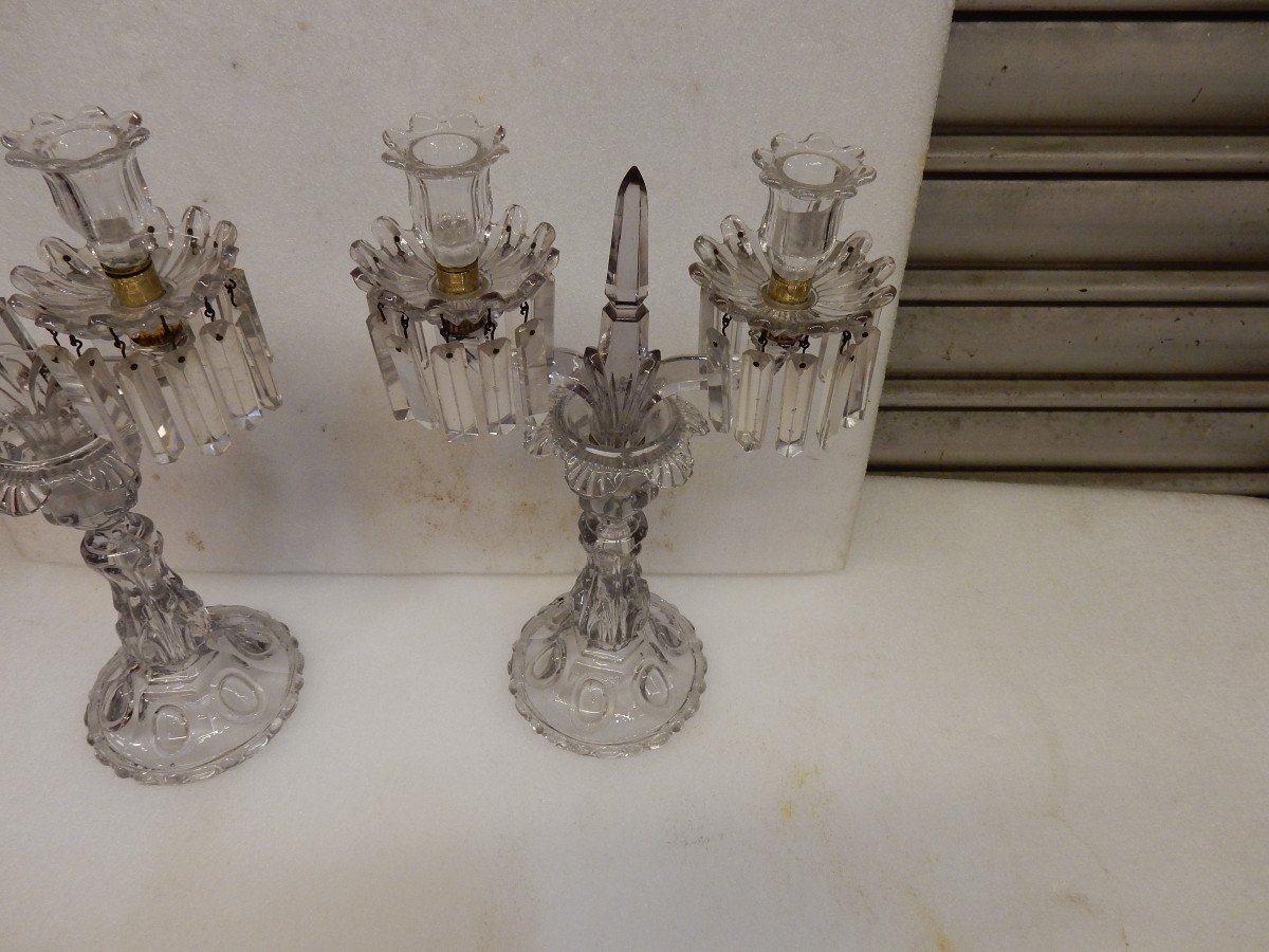 1880 ′ Pair Of Baccarat Tinted Crystal Candlesticks Round Bosses-photo-1