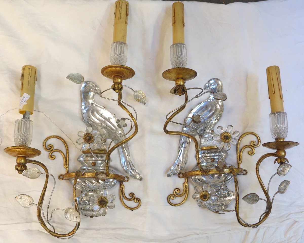 1970 ′ Pair Of Wall Lights In La Perruche Style Baguès