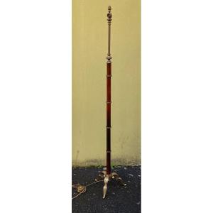 1970′ Neoclassical Floor Lamp In Bronze And Amber Bakelite Maison Jansen H 170 Cm