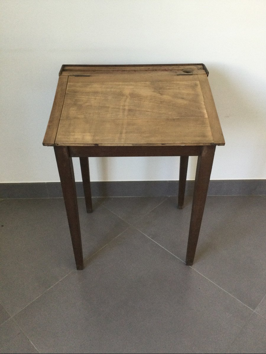 Small Child's Desk