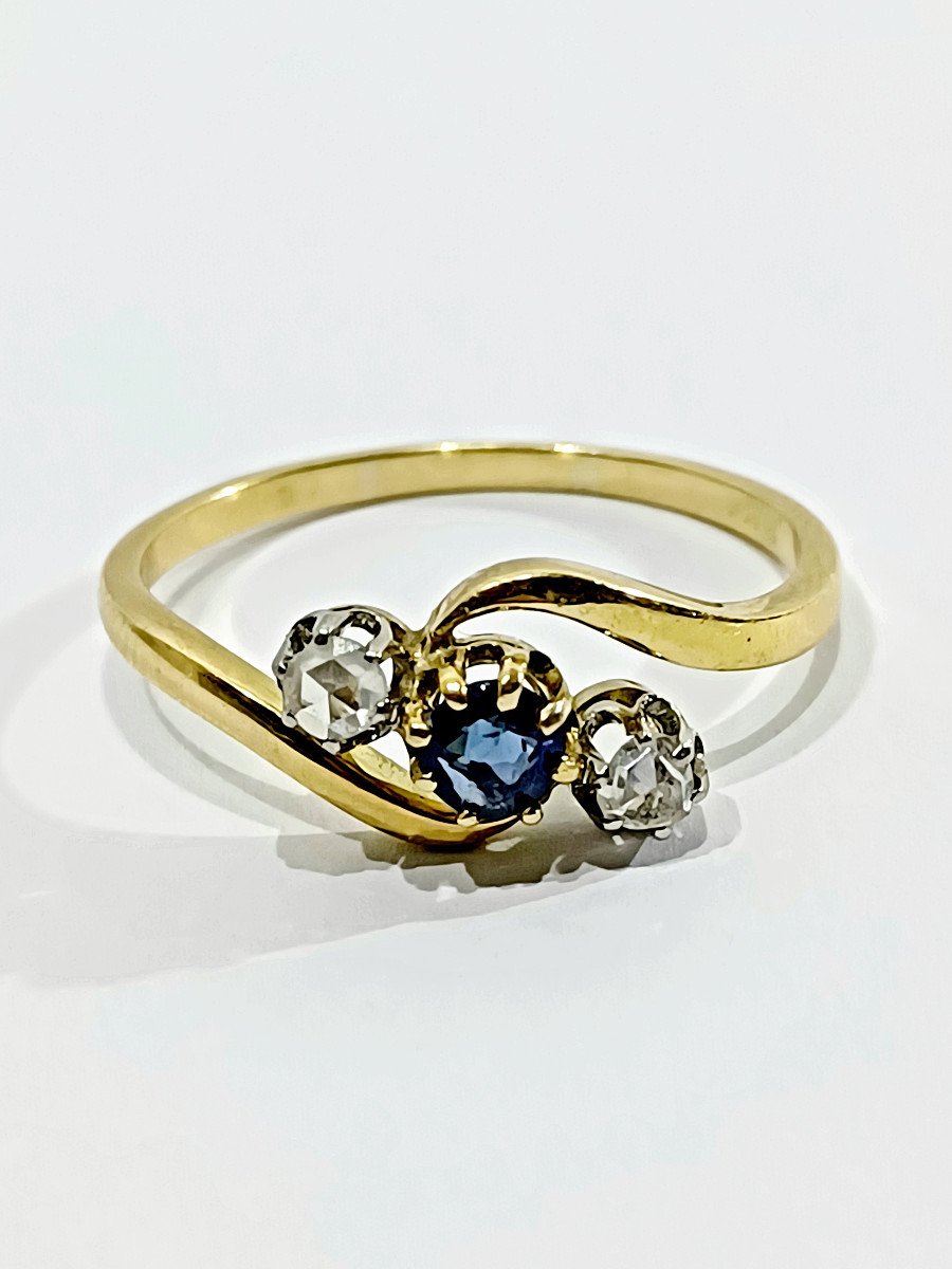 White And Blue Sapphire Gold Ring-photo-1