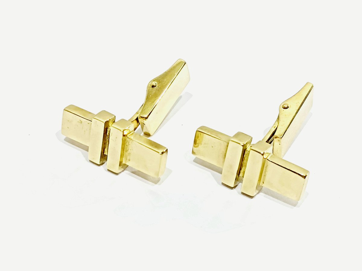 Pair Of Gold Cufflinks-photo-4