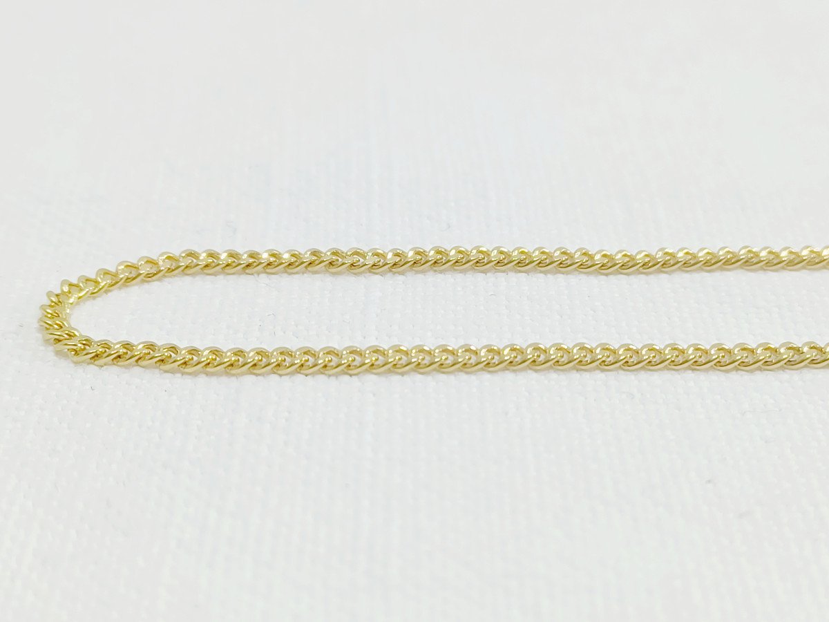 Curb Link Gold Chain-photo-4