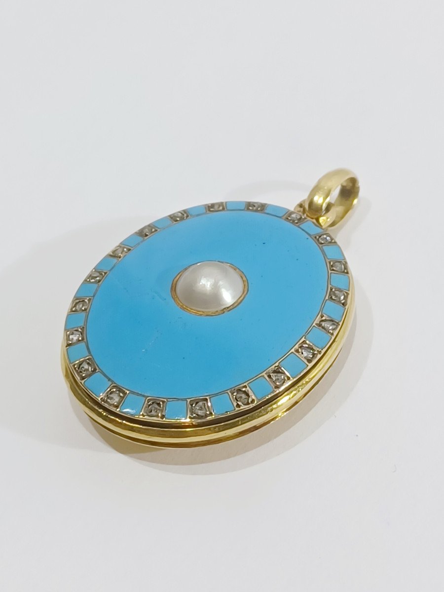 Photo Pendant In Gold And Enamel-photo-3