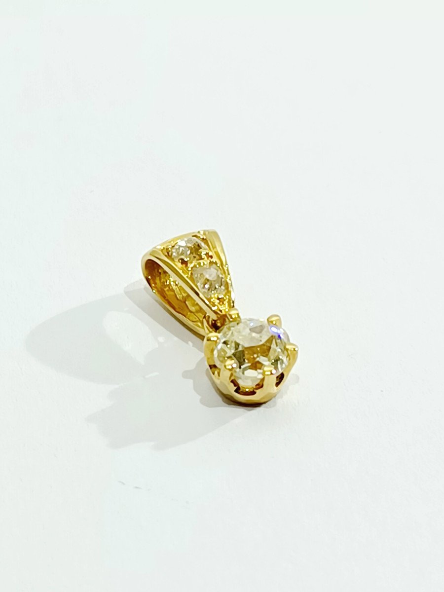 Gold And Diamond Pendant-photo-1
