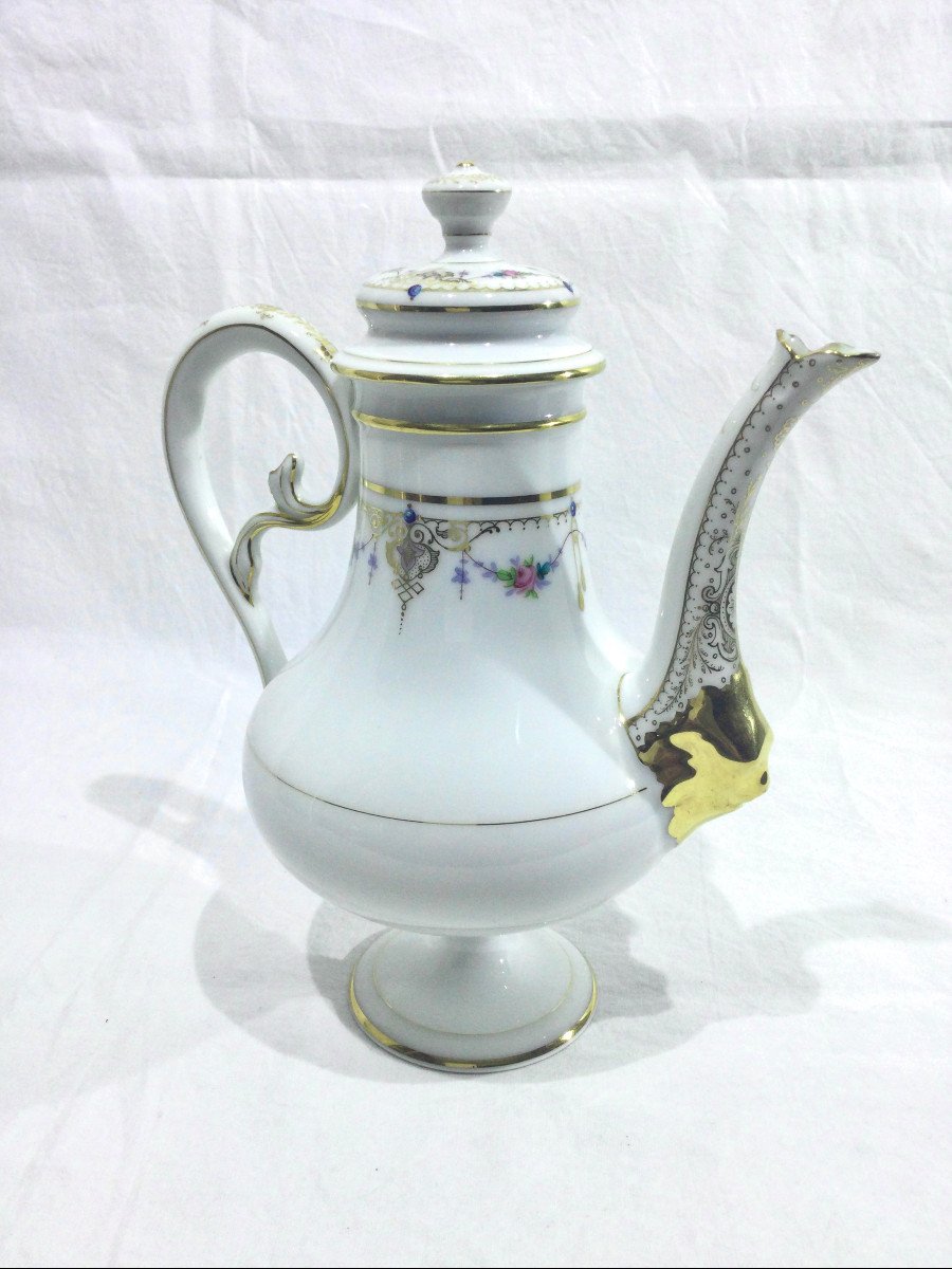 Old Paris Porcelain Teapot 19th Century-photo-1