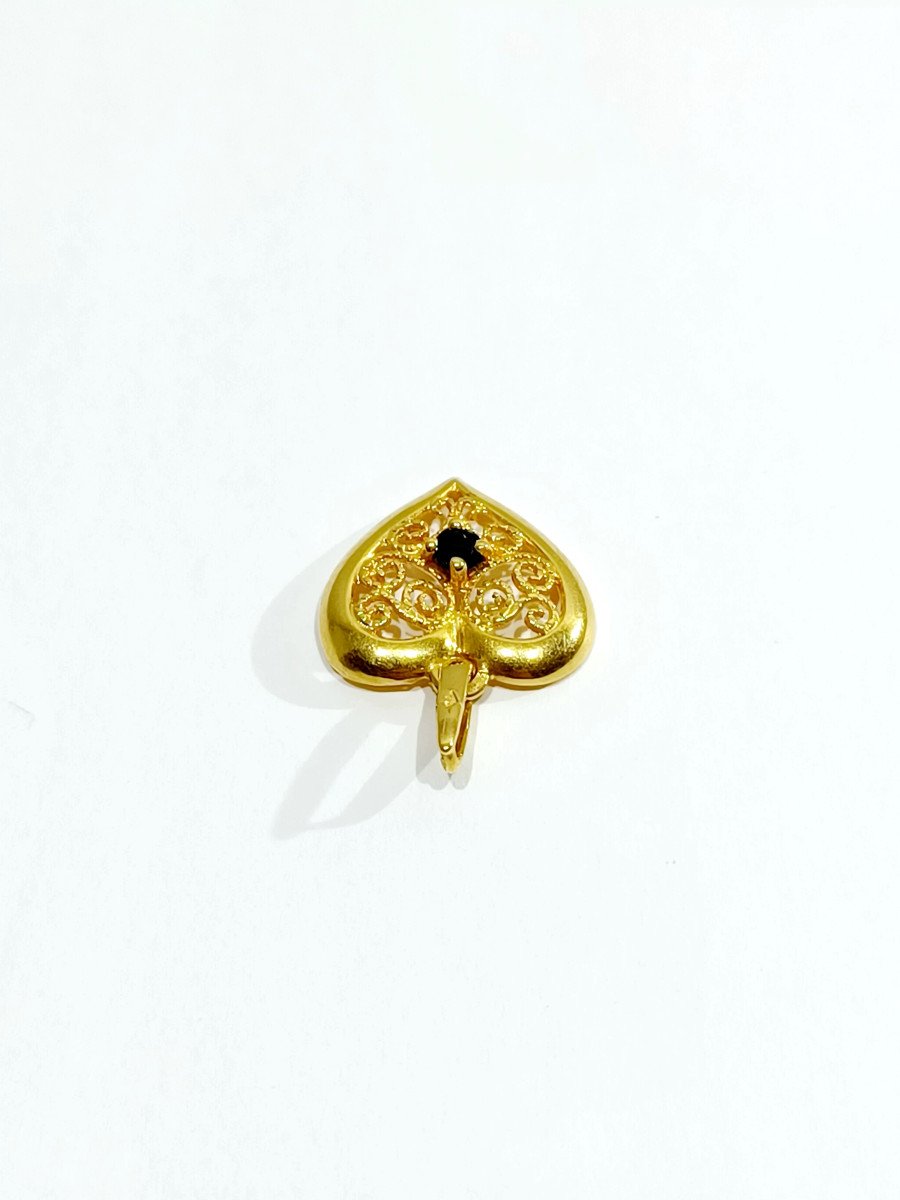 Gold And Sapphire Heart Pendant -photo-3