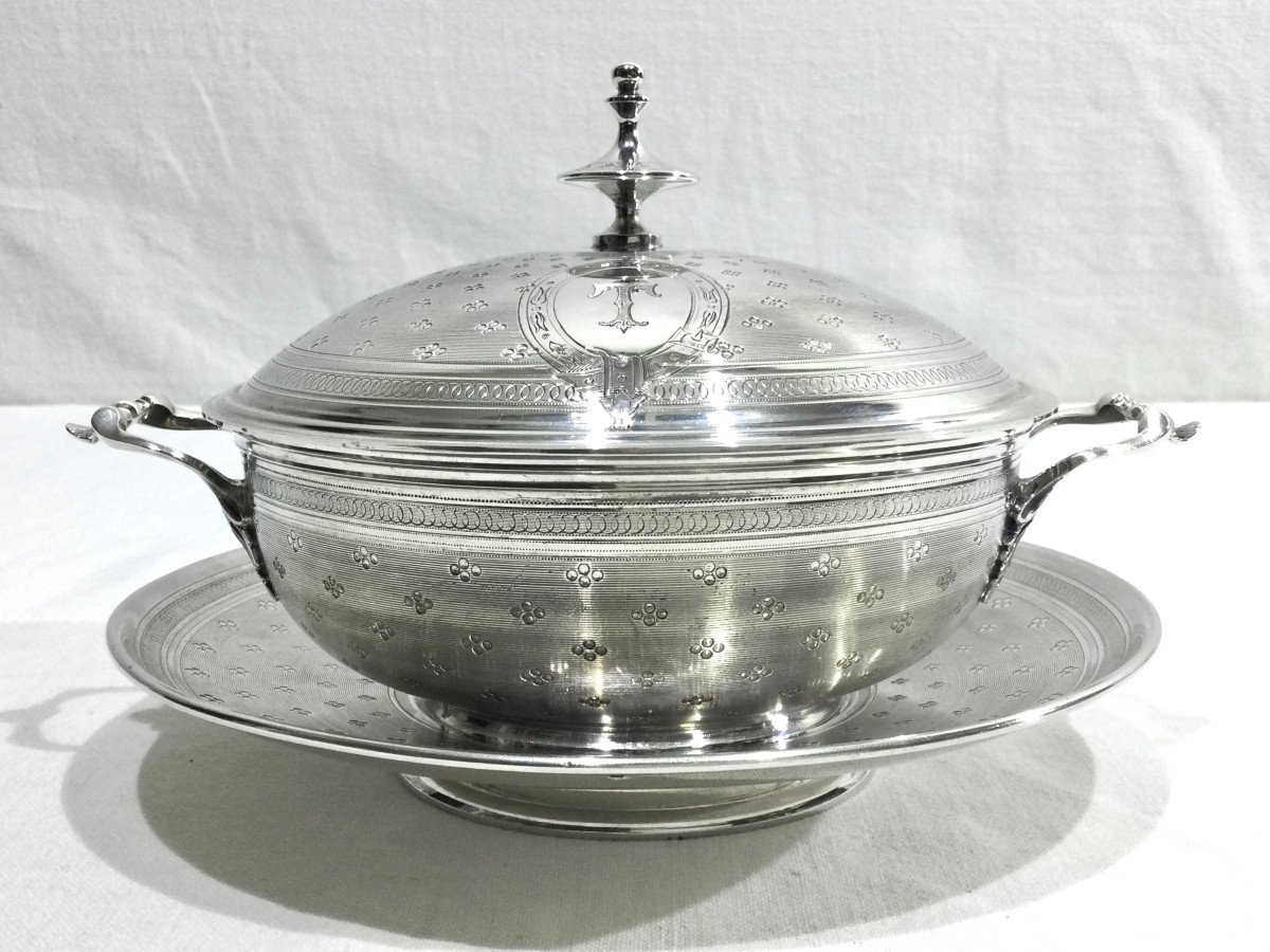 Bouillon Sur Plat En Argent	-photo-3