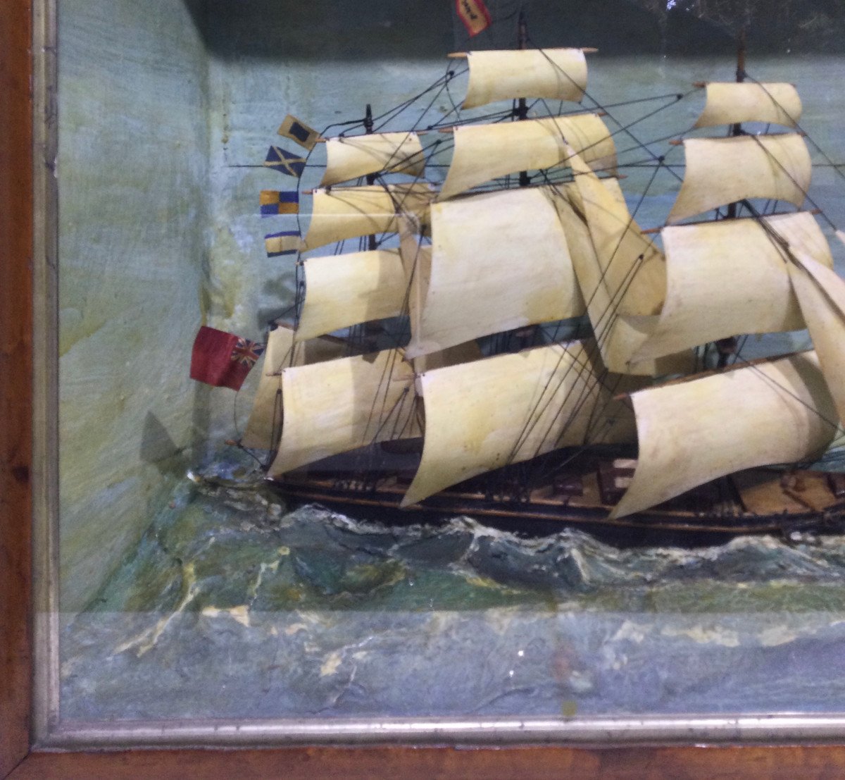 Diorama Avec Maquette De Bateau Trois Mâts -photo-3