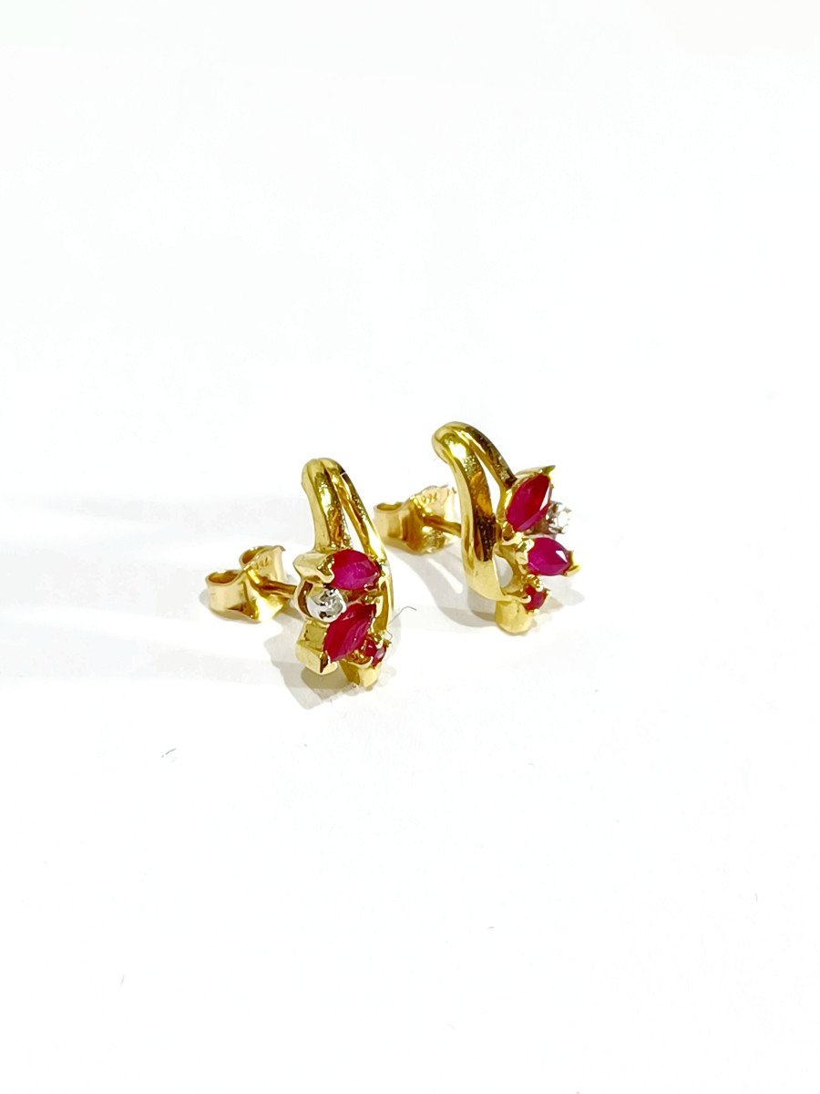 Pair Of Diamond And Ruby Earrings-photo-3
