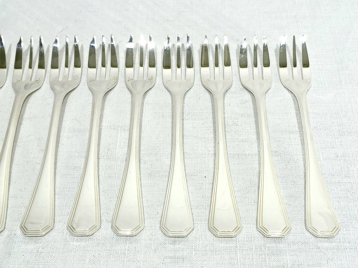 Christofle – 12 fourchettes à gâteaux en Métal Argenté Modèle América	-photo-3