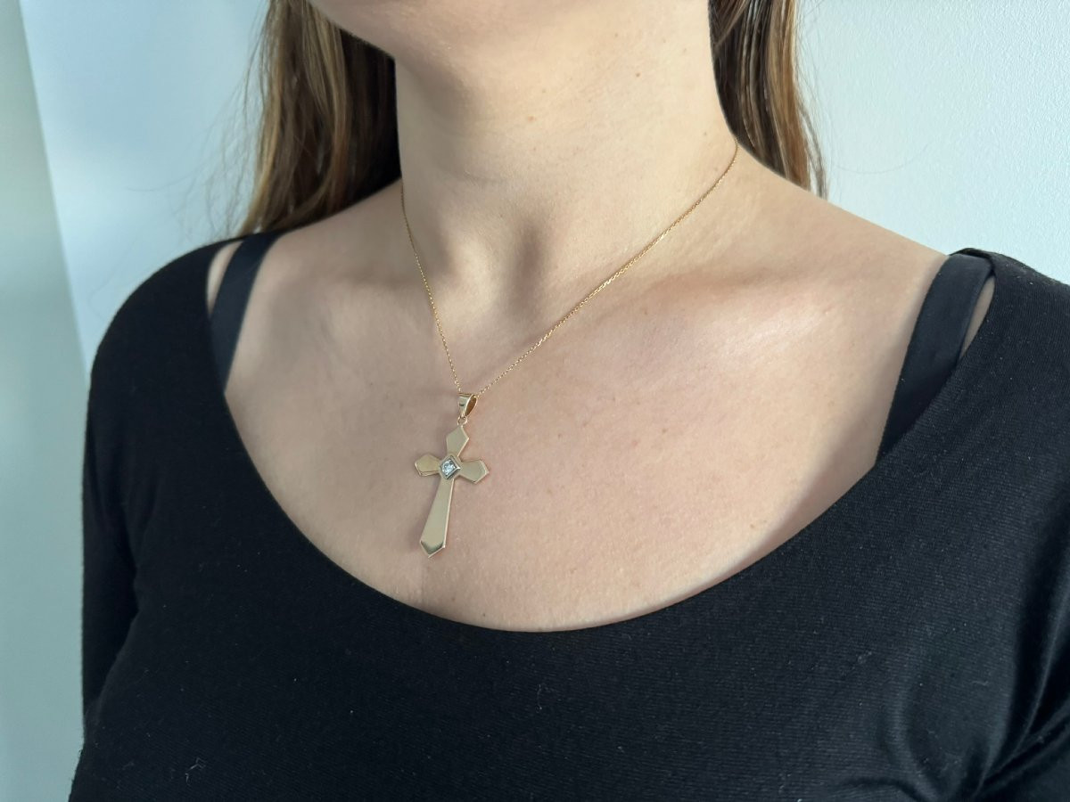 Rose Gold And Diamond Cross -photo-8