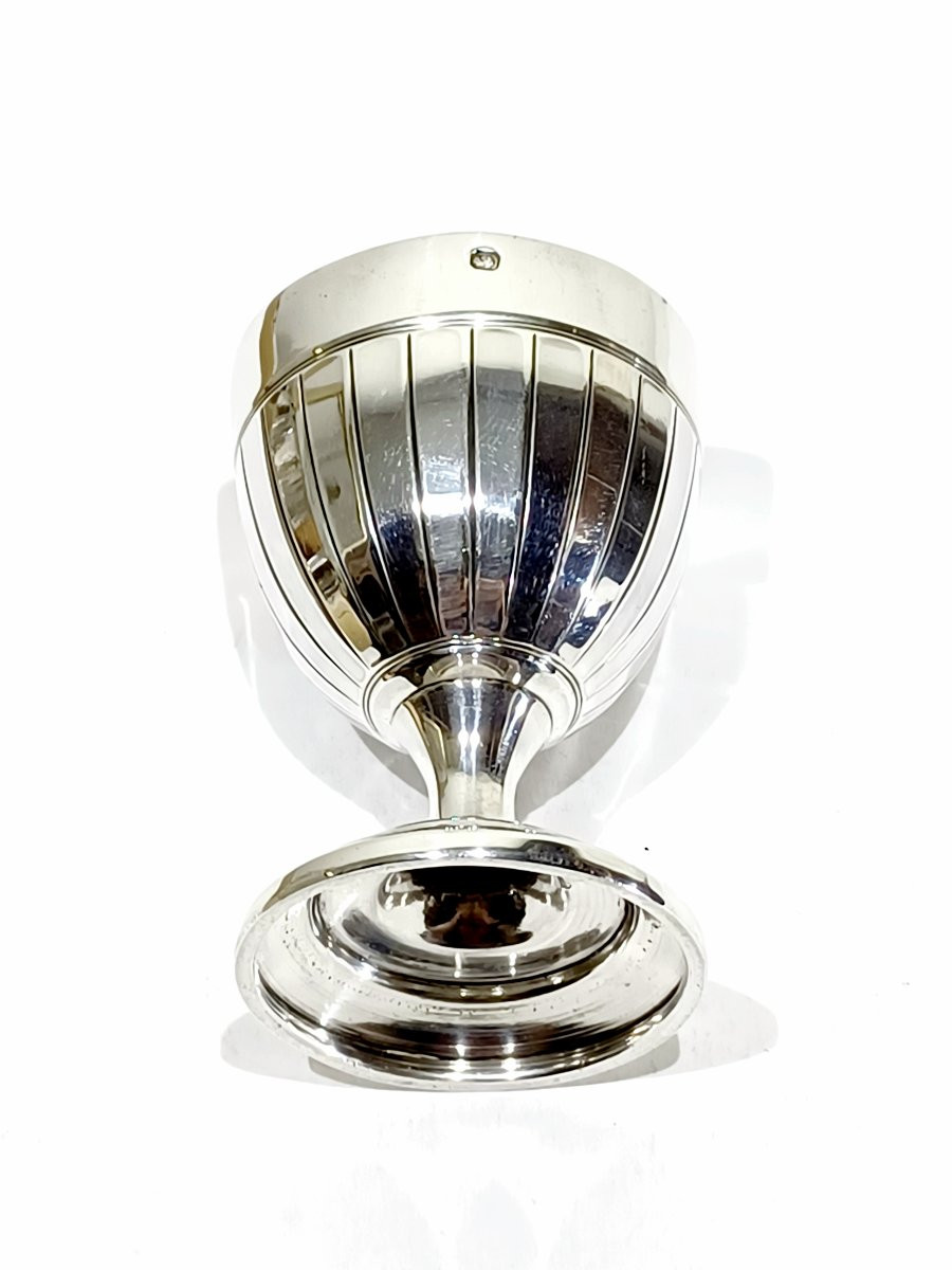Art Deco Egg Cup On A Ribbed Pedestal-photo-4