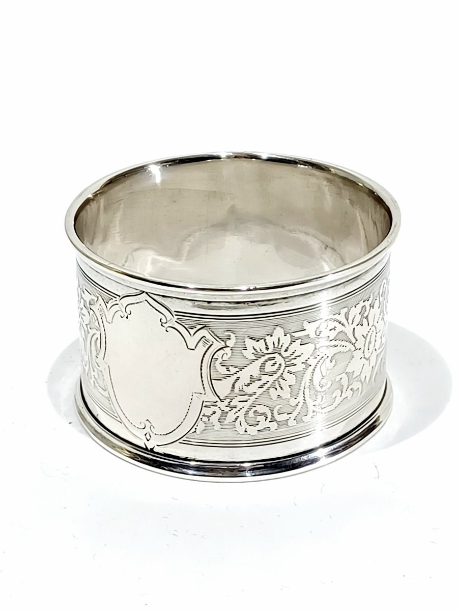 Napkin Ring With Flower Decoration-photo-2