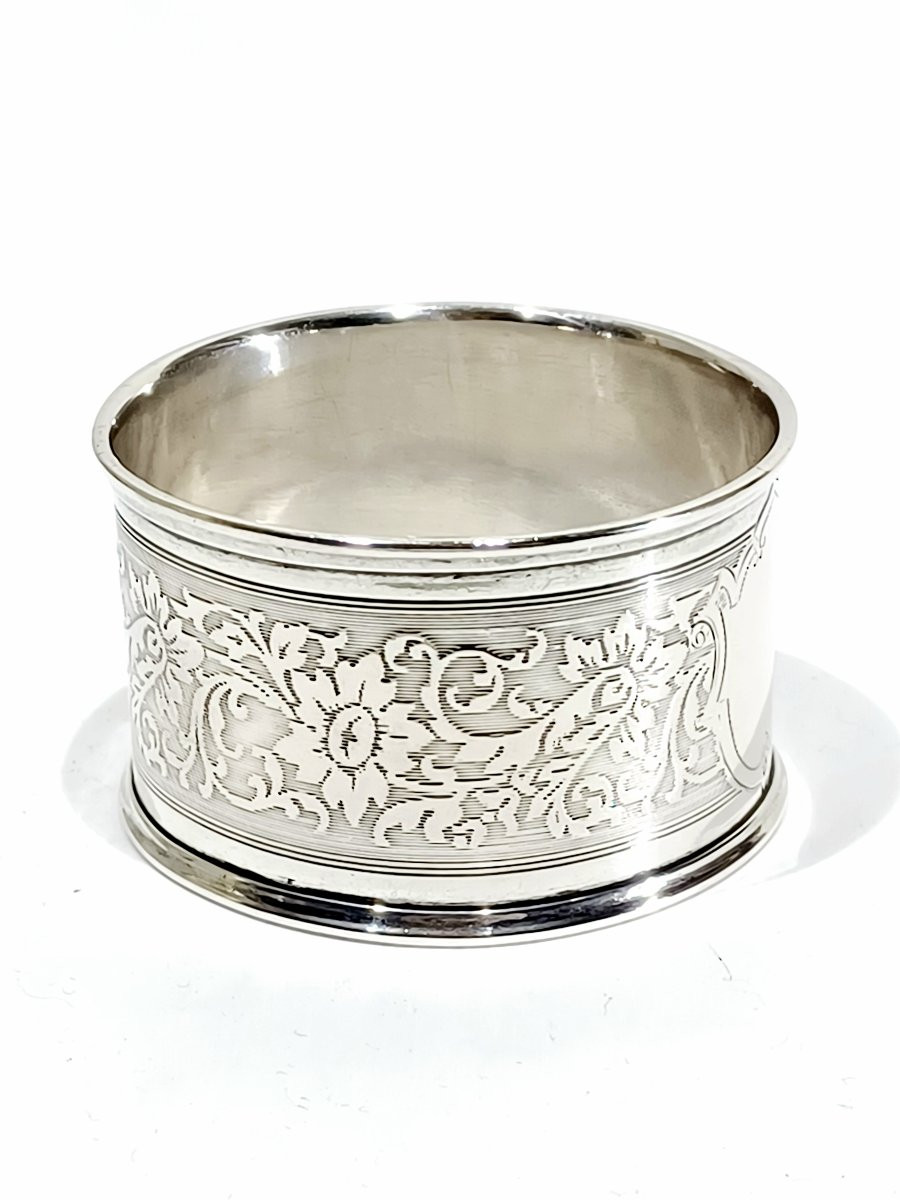 Napkin Ring With Flower Decoration-photo-3