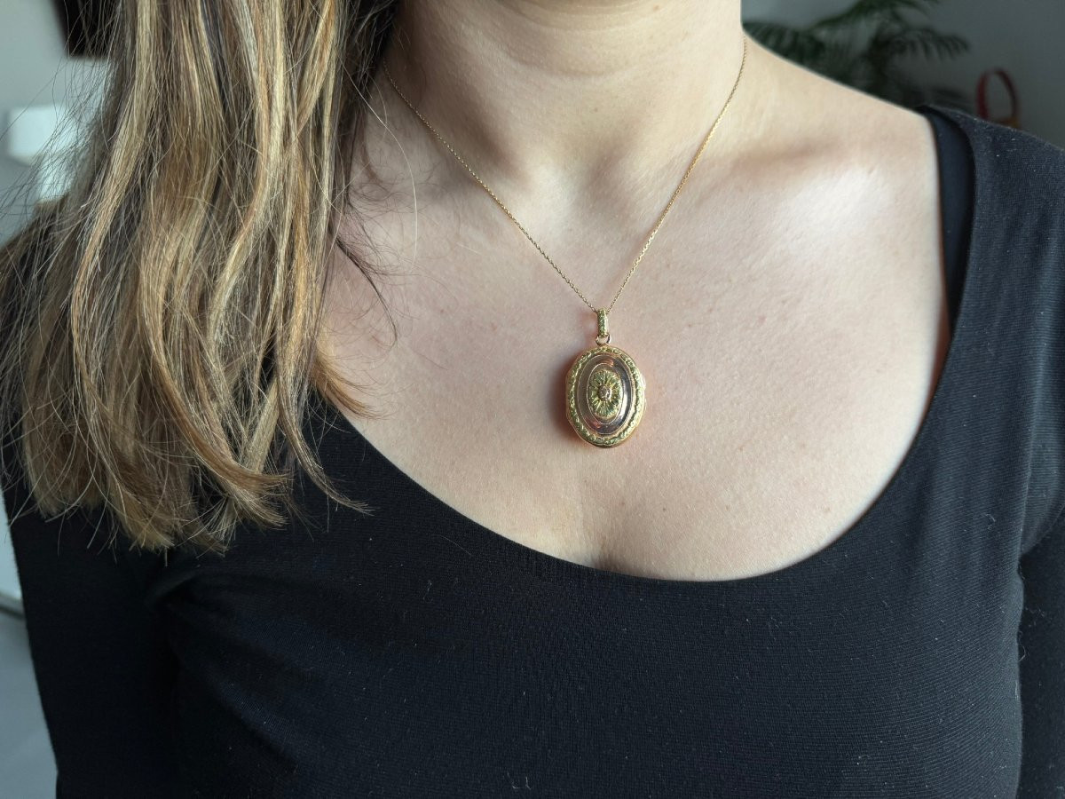 Yellow And Rose Gold Photo Pendant-photo-4