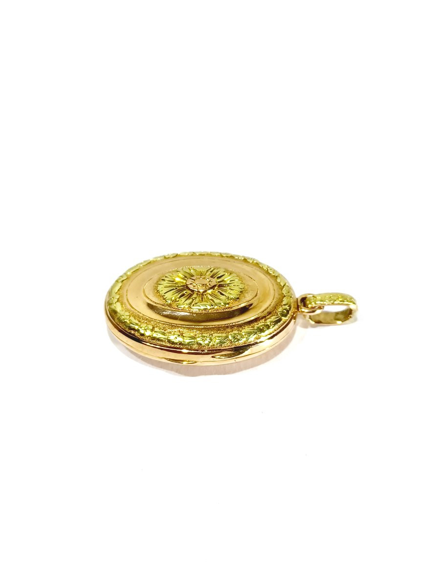 Yellow And Rose Gold Photo Pendant-photo-2
